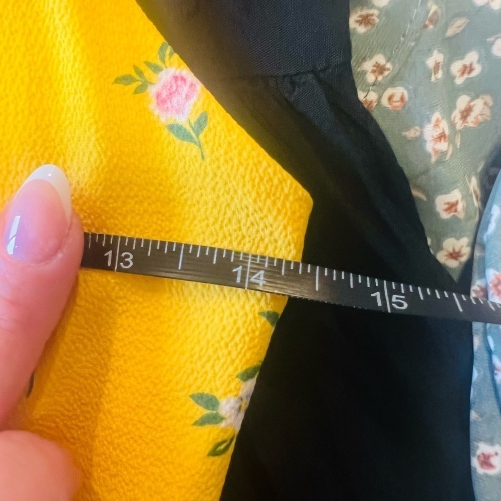 ALTER'D STATE yellow floral dress size small - Picture 8 of 11